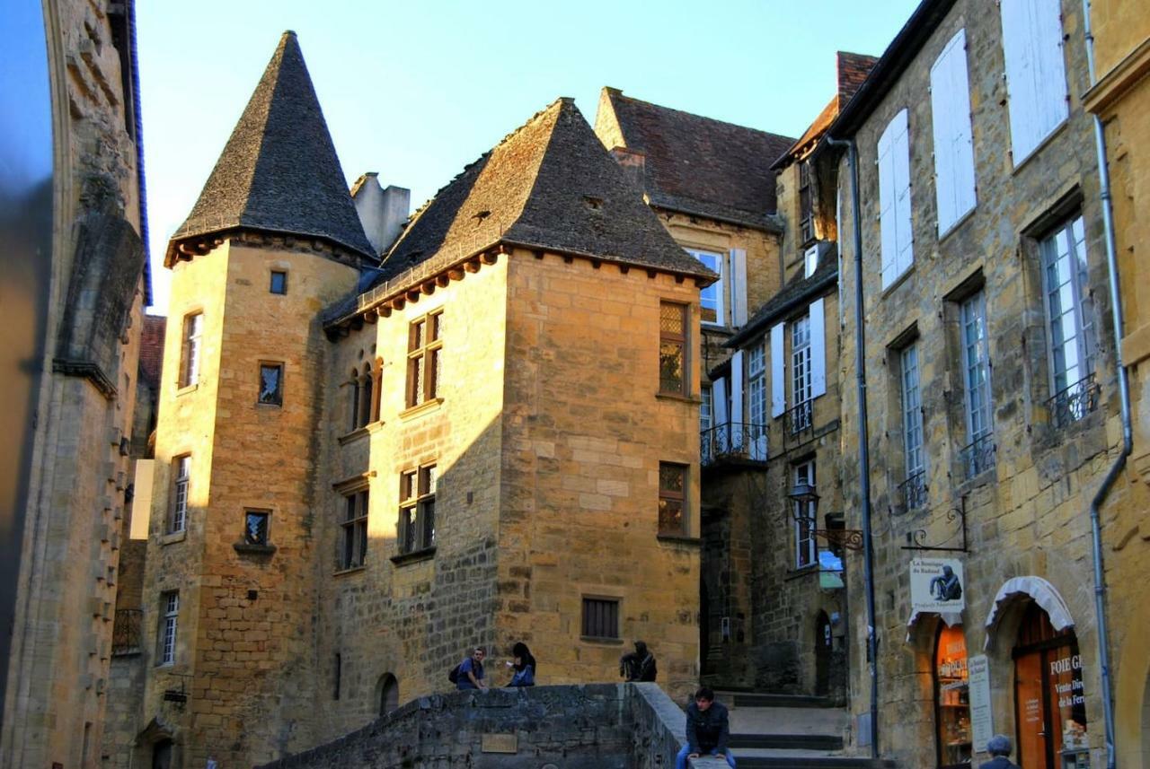 Bel Appartement Lumineux Et Zen Sarlat-la-Caneda Ngoại thất bức ảnh